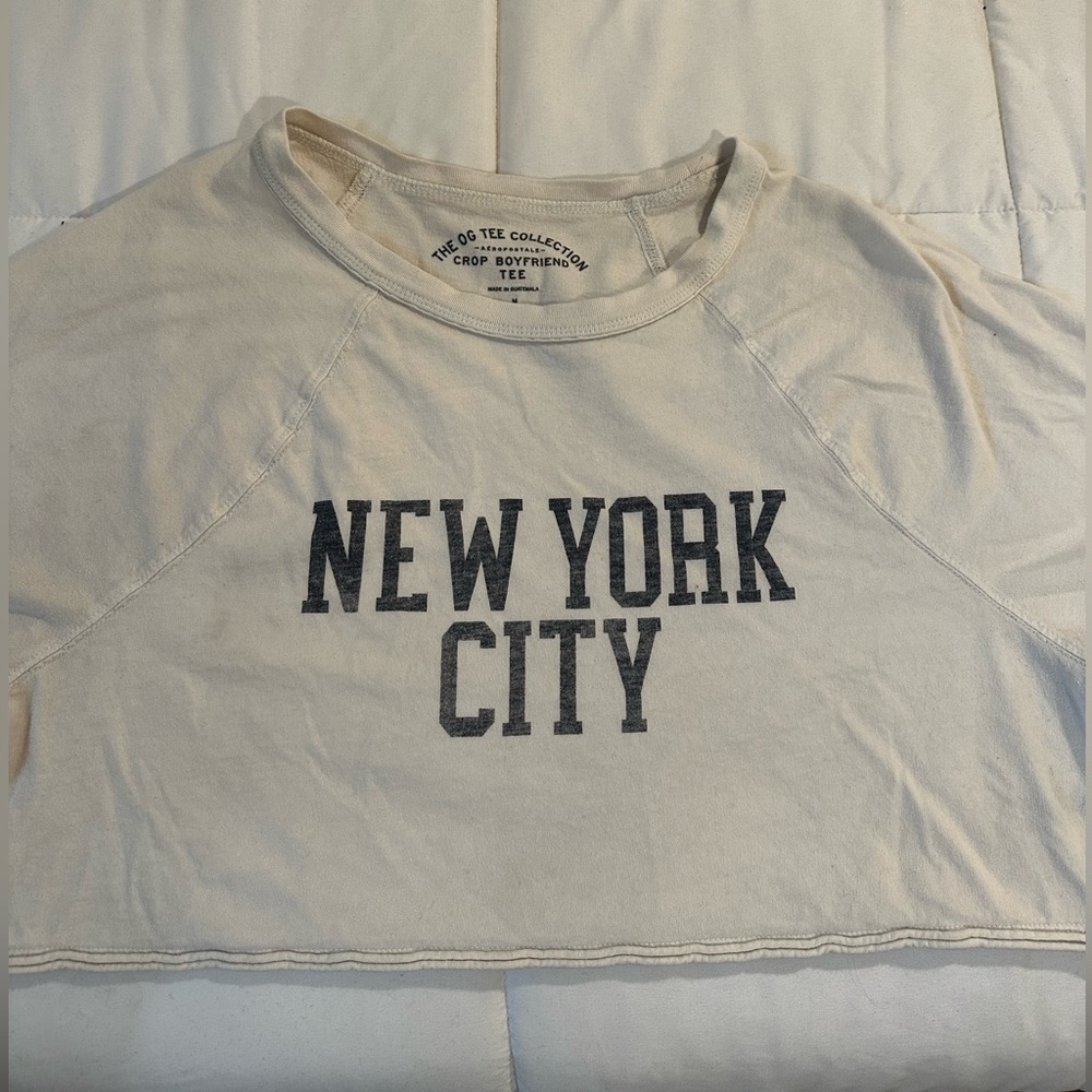 Aéropostale cropped New York City T-Shirt, white with blue letters
